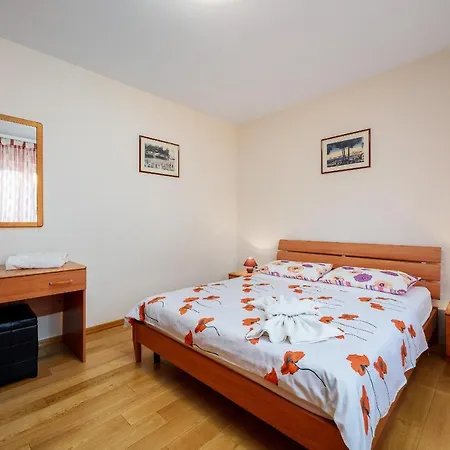 Gulic Apartment *